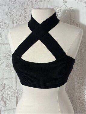 Crisscross Halter Knit Crop Top in Black